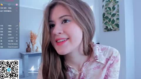 Snapshot of orivienne chatting on 16, 9, 2025 Dolores online show from 16, 9, 2025