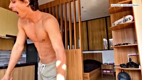 Snapshot of orlando__bloom chatting on 23, 3, 2026 Fansly and Instagram - online show from 23, 3, 2026