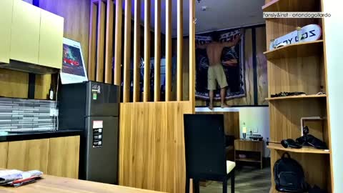 Snapshot of orlando__bloom chatting on 24, 3, 2026 Fansly and Instagram - online show from 24, 3, 2026