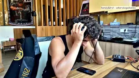 Snapshot of orlando__bloom chatting on 22, 4, 2026 Fansly and Instagram - online show from 22, 4, 2026