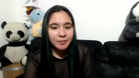 Snapshot of orlyn_ chatting on 23, 7, 2026 ilonka collins online show from 23, 7, 2026