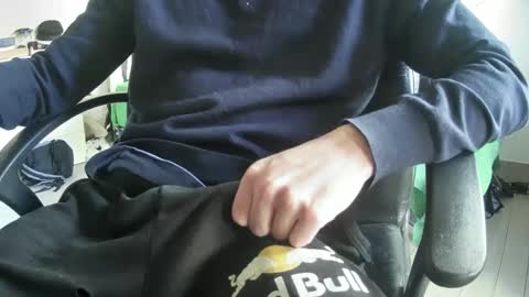 Snapshot of orobrus chatting on 6, 2, 2025 Oroborus online show from 6, 2, 2025