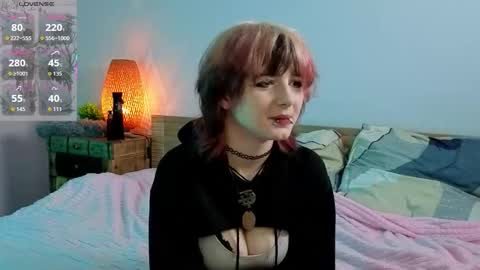 Snapshot of orvacurington chatting on 10, 10, 2025 Ashley online show from 10, 10, 2025