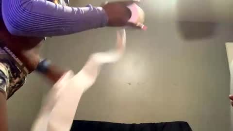 osanam04 online show from 19, 10, 2025