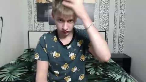 Snapshot of oscar_bell chatting on 26, 10, 2025 Oscar online show from 26, 10, 2025