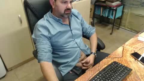 Snapshot of oscar_msng chatting on 18, 11, 2025 Oscar online show from 18, 11, 2025