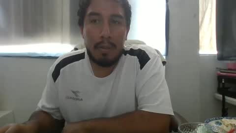 Snapshot of oscaryn_martell chatting on 26, 1, 2025 oscaryn_martell online show from 26, 1, 2025