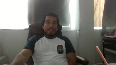 Snapshot of oscaryn_martell chatting on 6, 3, 2025 oscaryn_martell online show from 6, 3, 2025