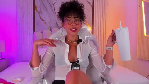 Oshun  online show from 30, 11, 2025