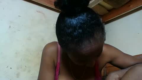 Snapshot of osinaa chatting on 9, 4, 2026 osinaa online show from 9, 4, 2026
