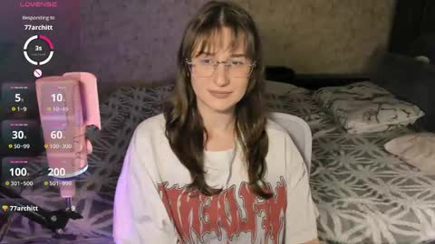 Snapshot of oskar_fucker chatting on 13, 4, 2026 Leliana online show from 13, 4, 2026