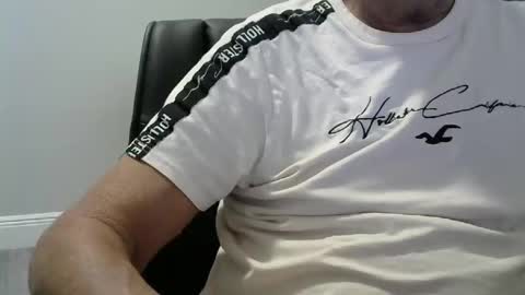 Ossi online show from 10, 2, 2025