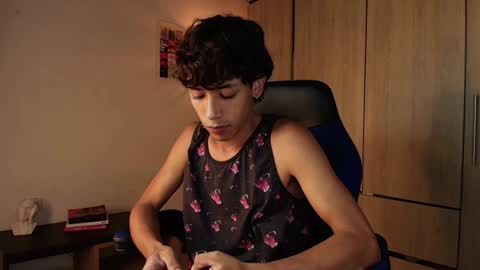 ostin 18hot online show from 31, 12, 2024