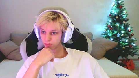 Ostin online show from 6, 1, 2025