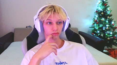 Ostin online show from 8, 1, 2025