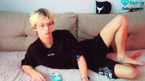 Ostin online show from 12, 2, 2025