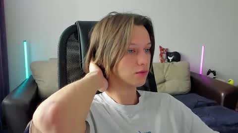 Snapshot of ostin_meoww chatting on 14, 3, 2026 Ostin online show from 14, 3, 2026