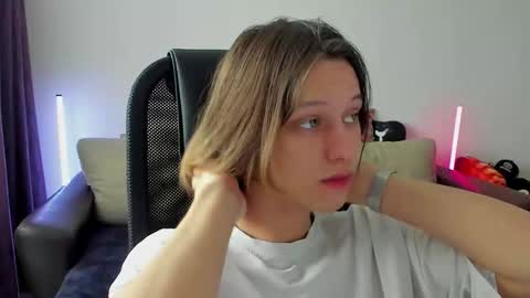 Snapshot of ostin_meoww chatting on 16, 3, 2026 Ostin online show from 16, 3, 2026