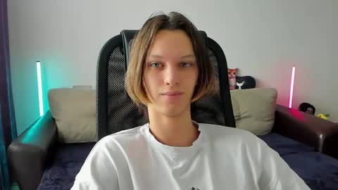 Snapshot of ostin_meoww chatting on 24, 3, 2026 Ostin online show from 24, 3, 2026