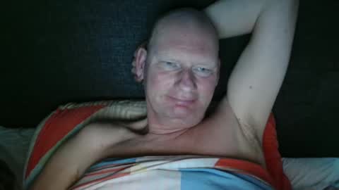 Snapshot of oudzktjong chatting on 1, 1, 2025 kars online show from 1, 1, 2025