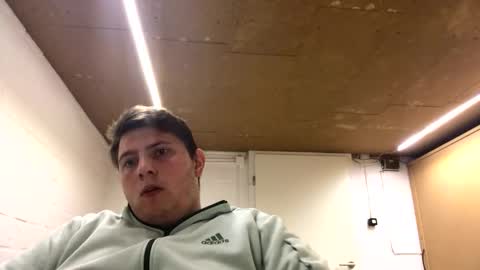 outflayd online show from 18, 12, 2025