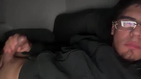 Snapshot of overcumpoverty chatting on 17, 12, 2025 Sel online show from 17, 12, 2025