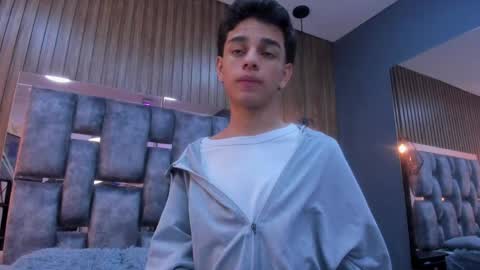 Owen Johnson online show from 12, 4, 2026