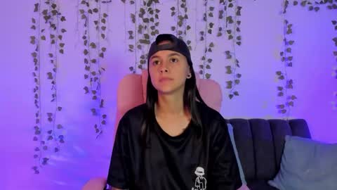 Snapshot of owenfoxx1 chatting on 18, 2, 2026 Owen foxx online show from 18, 2, 2026