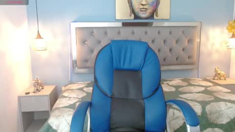 Snapshot of owenstone chatting on 30, 12, 2024 OWEN online show from 30, 12, 2024