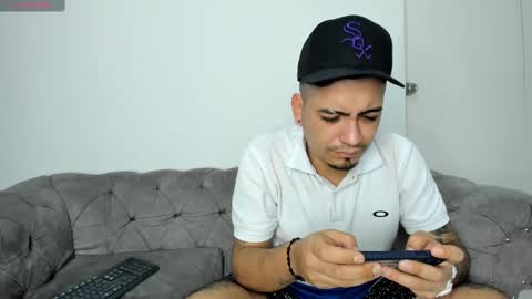 O W E N - S T O N E online show from 10, 9, 2025