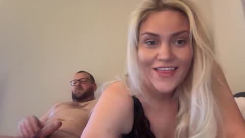 Snapshot of oxajxo chatting on 4, 3, 2026 oxajxo online show from 4, 3, 2026