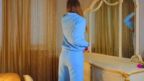 Call me Gabriela online show from 30, 11, 2025