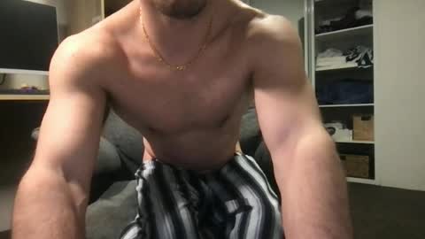 Hrny aussie surfer online show from 6, 8, 2026