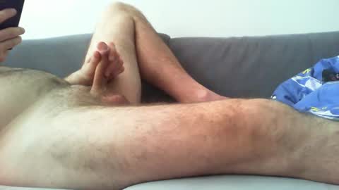 Snapshot of ozzy60 chatting on 8, 3, 2026 ozzy60 online show from 8, 3, 2026