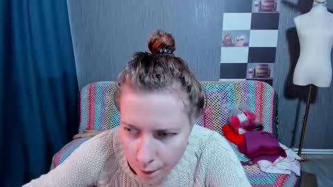 Ella online show from 5, 12, 2025