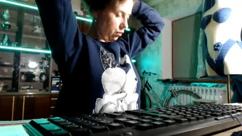 Snapshot of pa1e_pr1ncess chatting on 19, 4, 2026 Ella online show from 19, 4, 2026