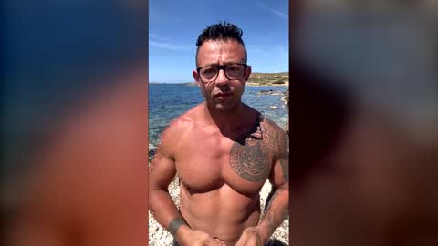 Snapshot of pacofm82 chatting on 26, 4, 2026 pacofm82 online show from 26, 4, 2026