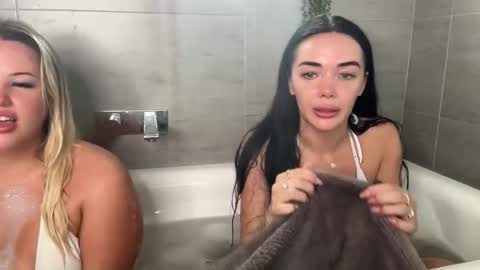 Snapshot of paigemckinnon chatting on 15, 3, 2026 paigey xxx link in bio online show from 15, 3, 2026