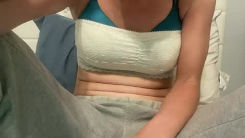 Snapshot of paigeraeanna chatting on 9, 7, 2026 paigeraeanna online show from 9, 7, 2026