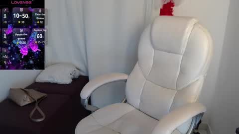 paiperhalliwey online show from 26, 11, 2025