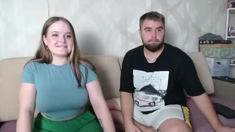 Snapshot of pair_of_gods chatting on 5, 10, 2025 Lizzi  Igor online show from 5, 10, 2025