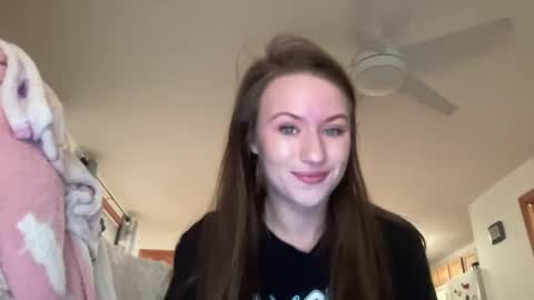 Snapshot of paisleysnowxo chatting on 5, 3, 2025 paisleysnowxo online show from 5, 3, 2025