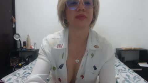 Snapshot of paloma_martin chatting on 13, 2, 2025 paloma online show from 13, 2, 2025