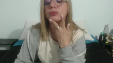 Snapshot of paloma_martin chatting on 2, 5, 2026 paloma online show from 2, 5, 2026