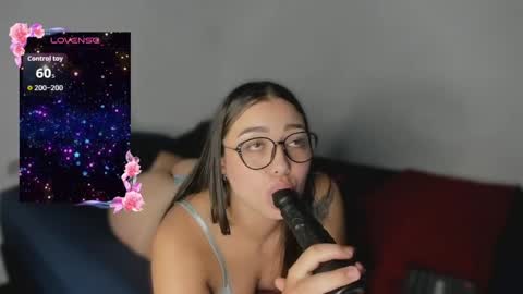 Snapshot of pamelaa_moon chatting on 5, 4, 2026 Pamelaa moon online show from 5, 4, 2026