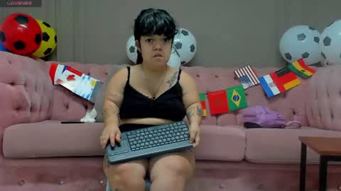 Snapshot of pamelabonnet_mml chatting on 18, 6, 2026 pamelabonnet_mml online show from 18, 6, 2026