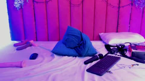 Snapshot of pamelaponce chatting on 18, 4, 2026 Pamela Ponce online show from 18, 4, 2026