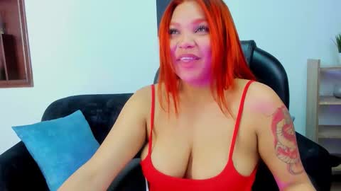 Snapshot of pamelaqueen_1 chatting on 28, 3, 2026 P A M E L A 3 online show from 28, 3, 2026