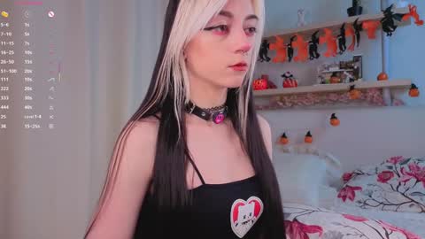 Snapshot of pamelaryant chatting on 3, 11, 2025 Diana online show from 3, 11, 2025