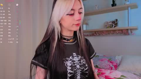 Snapshot of pamelaryant chatting on 11, 11, 2025 Diana online show from 11, 11, 2025